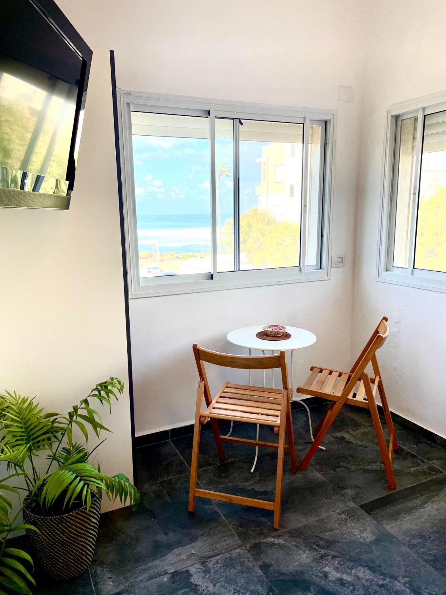 Sea View Cozy Apartment Хайфа Екстер'єр фото