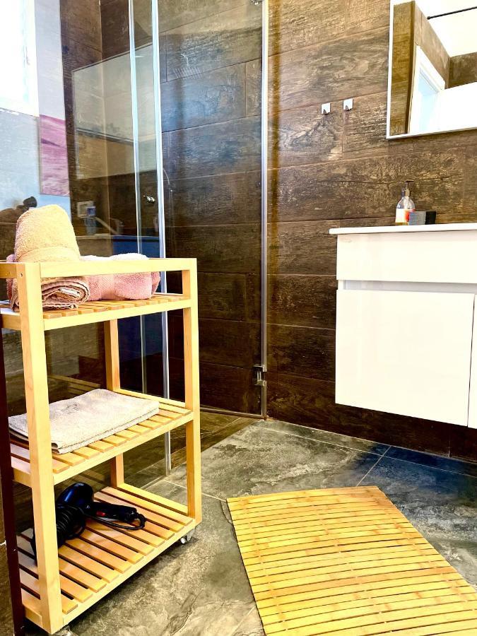 Sea View Cozy Apartment Хайфа Екстер'єр фото